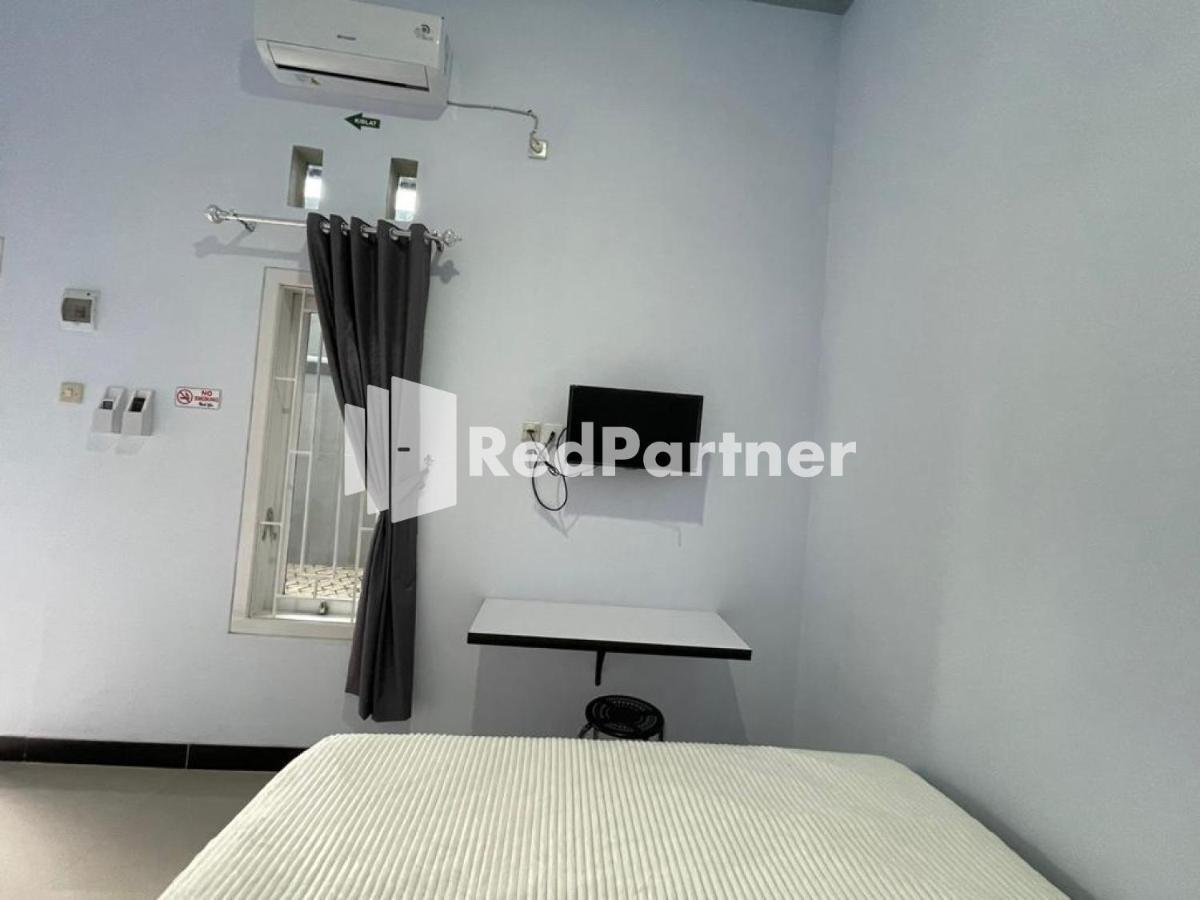 N3 Syariah Near Stasiun Tegal Mitra Reddoorz Hotel Exterior photo